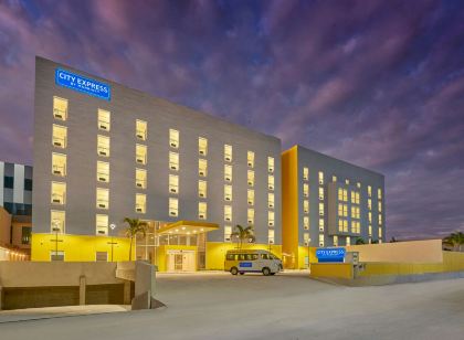 City Express by Marriott Cancun Aeropuerto
