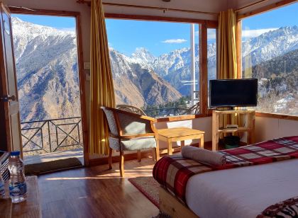Mountain Rover Auli