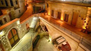 salkm-cave-house