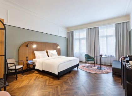 Hotel Astoria Vienna, Curio Collection by Hilton