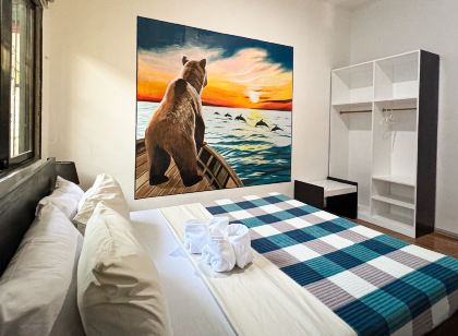 Crazy Bears Hostel