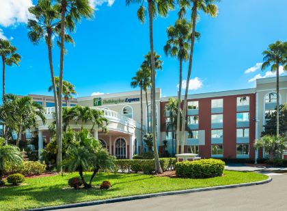 Holiday Inn Express MIAMI AIRPORT DORAL AREA by IHG