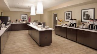 hampton-inn-and-suites-rosemont-chicago-o-hare