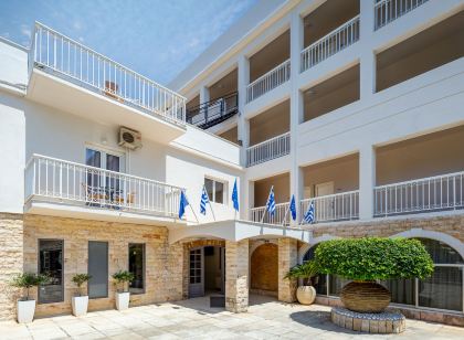 Oasis Hotel
