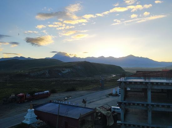 康定塔公草原曼達拉酒店優惠