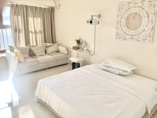 螢火電競概念公寓(廣州融創文旅城店)優惠