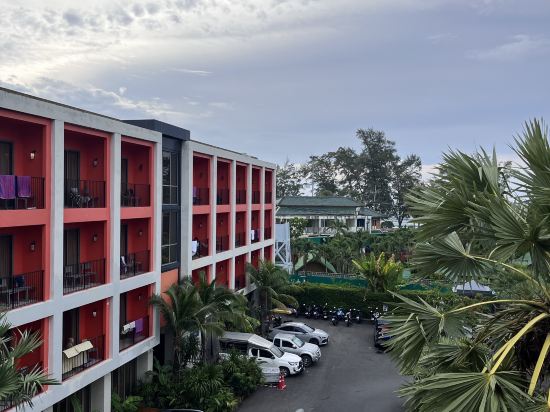 甜蜜濱海度假酒店 - 藝術 - 卡倫海灘( (SHA Extra Plus)優惠