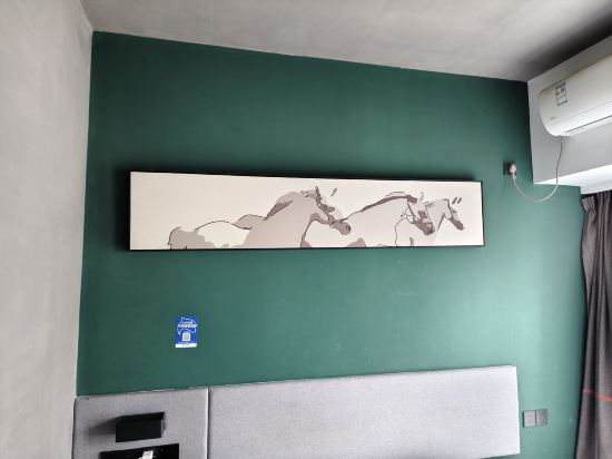 螢火電競概念公寓(廣州融創文旅城店)優惠