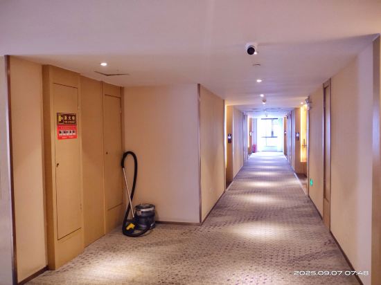 麗楓酒店(潮州潮楓路和諧雅筑店)優惠