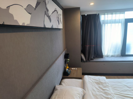 螢火電競概念公寓(廣州融創文旅城店)優惠