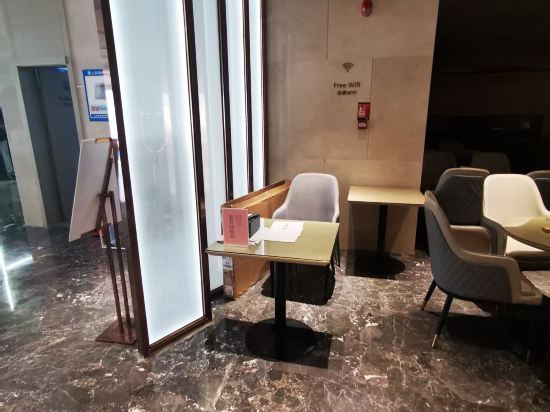 麗楓酒店(深圳羅湖寶能中心筍崗地鐵站店)優惠