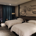 酒店 广南酒店 广南八宝贡酒店 应该算是广南县最好的酒店了.