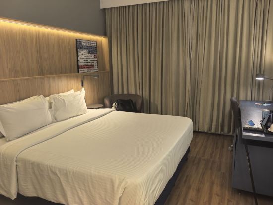 瓜魯由斯機場希爾頓歡朋酒店優惠