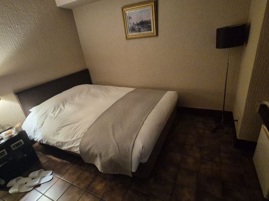 어번 호텔 쿠폰