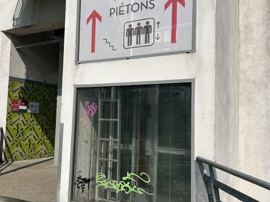 巴黎17區克利希-巴蒂尼奧勒宜必思酒店(前貝爾西爾酒店)優惠