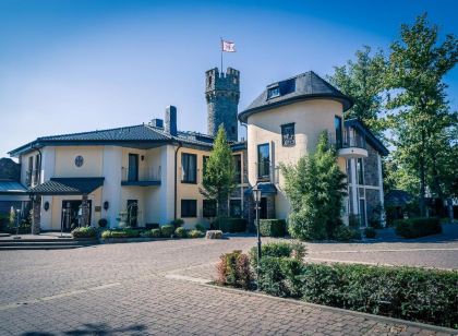 Relais & Châteaux Hotel Burg Schwarzenstein