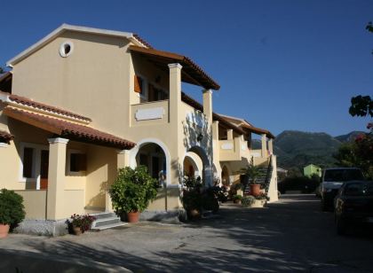 Feeloxenia Corfu Apartments