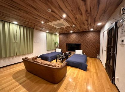 Economy Hotel Upashi