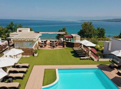Blue Waves Resort