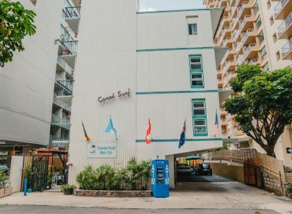 Polynesian Hostel Beach Club