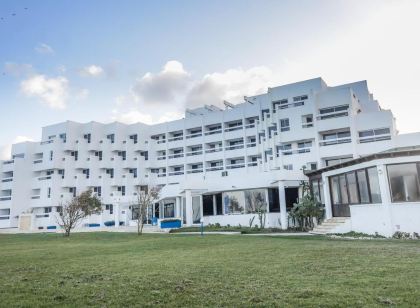 UMH Tarik Hotel