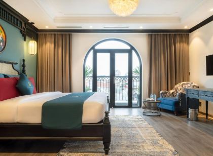 Hanoi Bliss Hotel
