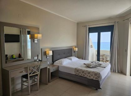 Christina Beach Hotel
