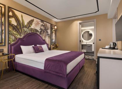 The New Hotel Zeybek