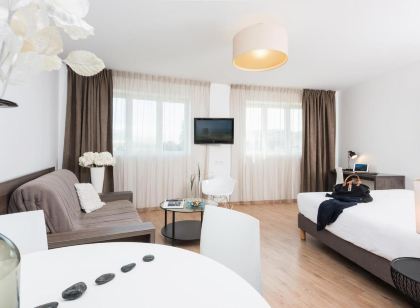 Ténéo Apparthotel Talence Arthena
