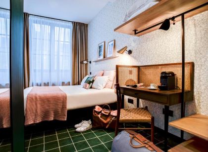 Republik Hotel