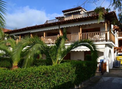 Aria Seaside Retreat - ex Regos Resort Hotel