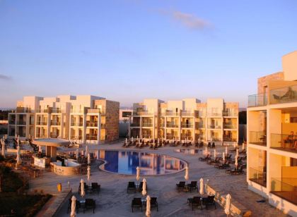 Amphora Hotel & Suites