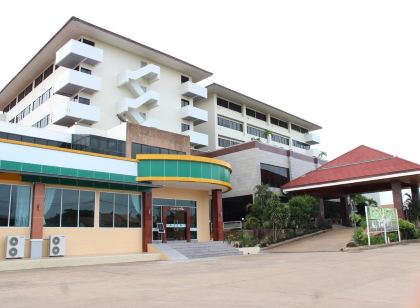 โรงแรมเจ.พี.เอ็มเมอรัลด์
