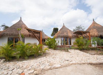 Amalife Beach Club & Hotel