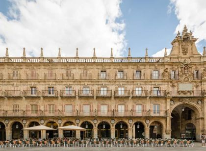 Salamanca Luxury Plaza