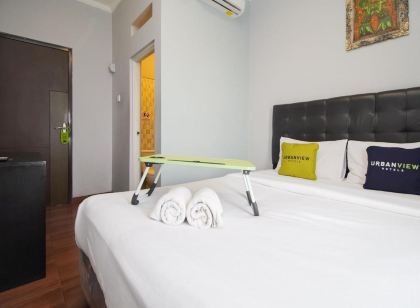 Urbanview Hotel Arafuru Residence Duren Sawit