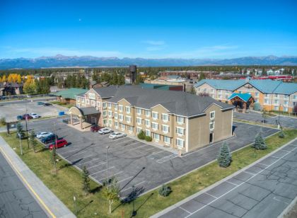 Yellowstone Park Hotel