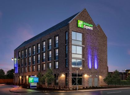 劍橋西-坎伯恩智選假日飯店