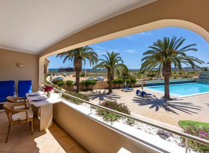 Vila Palmeira Beach Resort