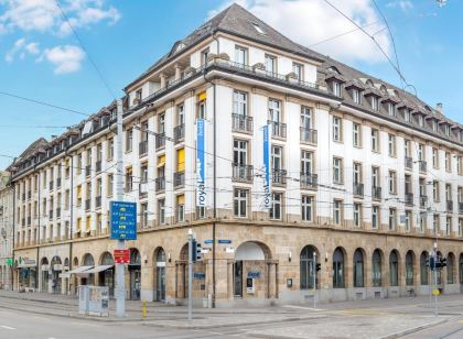 Royal Hotel - Urban Living