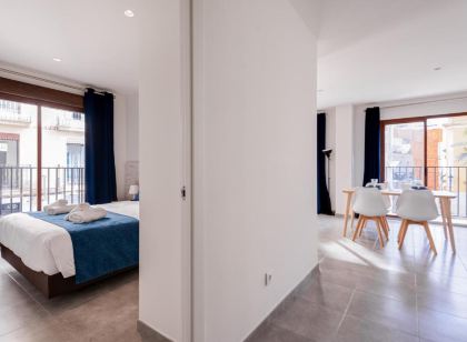 Apartamentos Quijano by Be Alicante