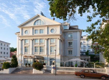 Hotel Hoyuela