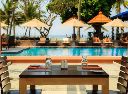 Camelot Beach Hotel