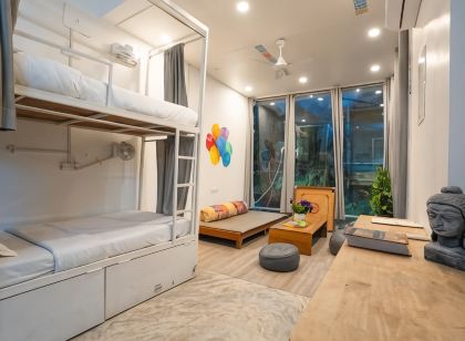 Chakrah by Hermitage Rishikesh