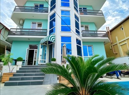 Villa Five-Story with Swimming Pool