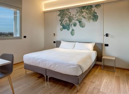 Park Hotel & Residence by the Cube
