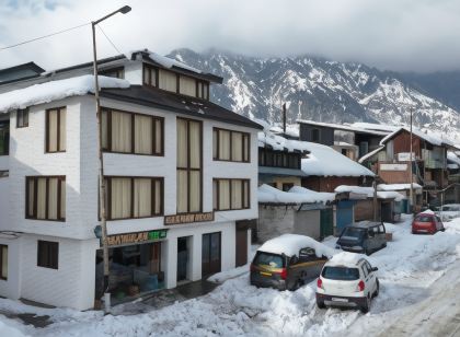 Kashmir House Pahalgam