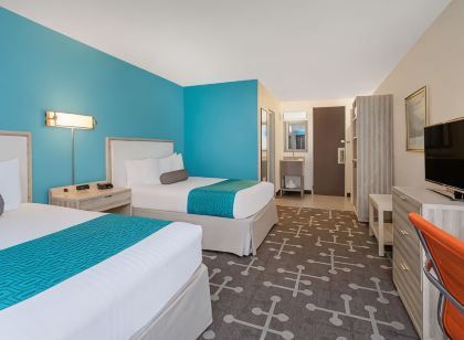 Howard Johnson by Wyndham Mystic