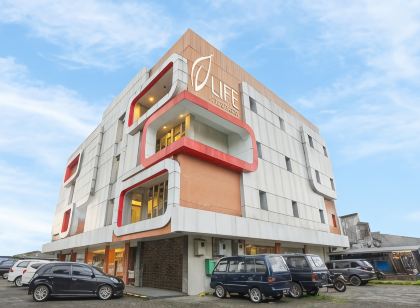 Life Hotel Stasiun Kota Surabaya