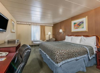 Days Inn by Wyndham Pittsburgh